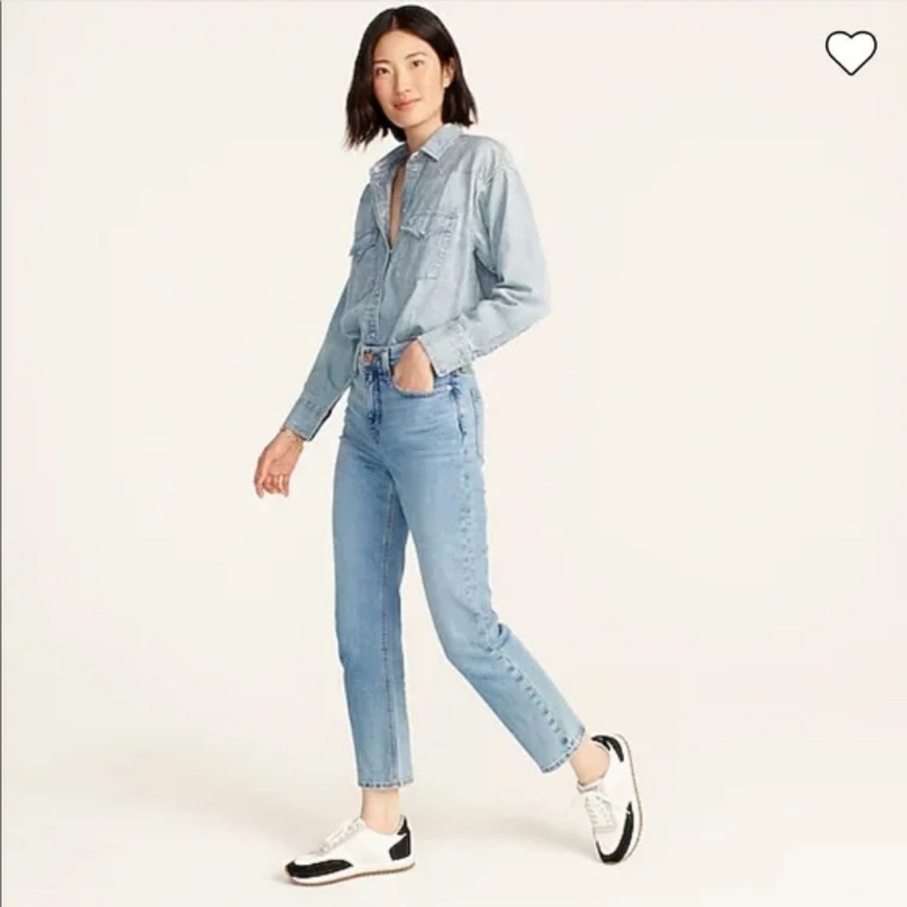J.Crew - High Rise Straight Leg Jeans, Size 26 (Scuttle Light Wash) Style BA656 - Picture 5 of 6